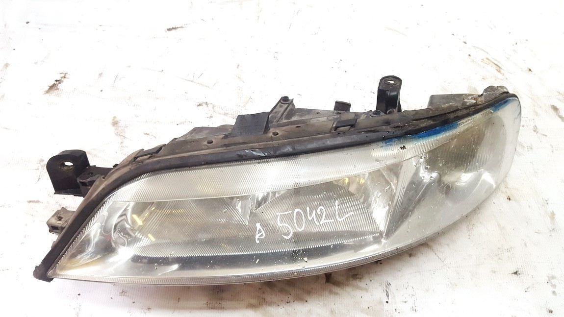 Front Headlight Left LH 39350748 used Opel VECTRA 2004 1.9