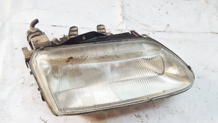 Front Headlight Right RH USED used Renault ESPACE 1994 2.2