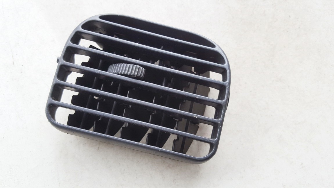 Dash Vent (Air Vent Grille) used used Volvo V40 1997 2.0