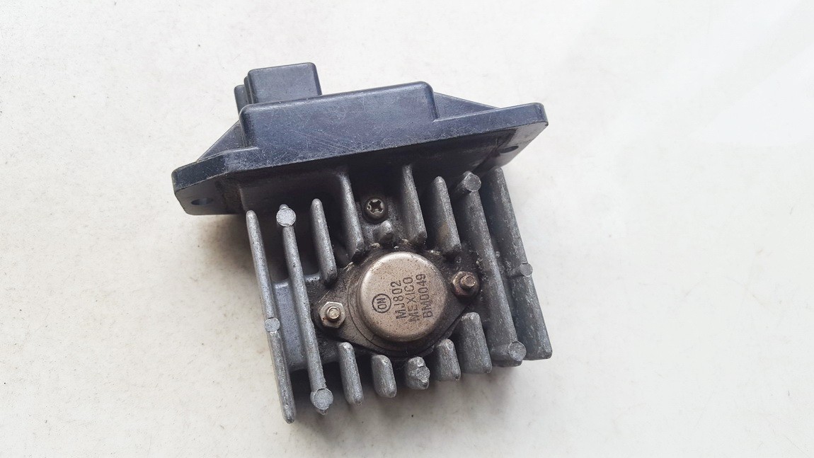 Резистор отопителя от производителя  30864189 csa555do13 Volvo V40 1999 1.9