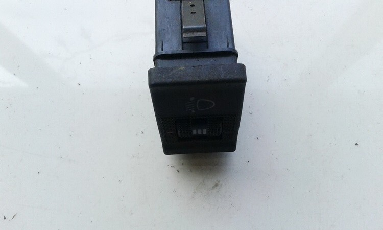 Кнопка корректора фар 893941301 USED Audi 80 1985 1.8