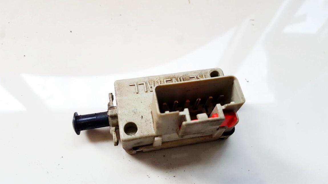 Brake Light Switch (sensor) - Switch (Pedal Contact) 56045043A USED Chrysler VOYAGER 1998 2.5