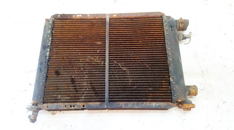 Vandens radiatorius (ausinimo radiatorius) used used Renault TRAFIC 1987 1.7