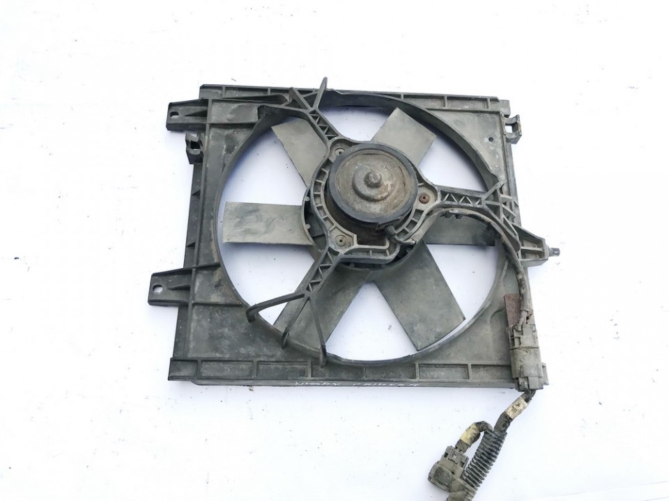 Diffuser, Radiator Fan used used Nissan PRIMERA 2003 1.8