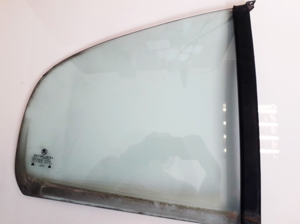 Поворотное стекло - задний правый USED USED Skoda OCTAVIA 2005 1.9