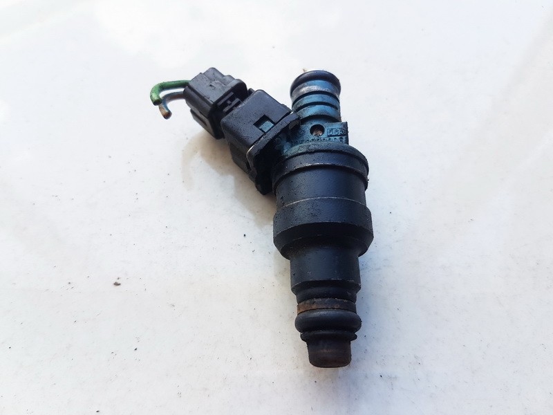 Fuel Injector 3531022010 9250930006 Hyundai ACCENT 1997 1.5