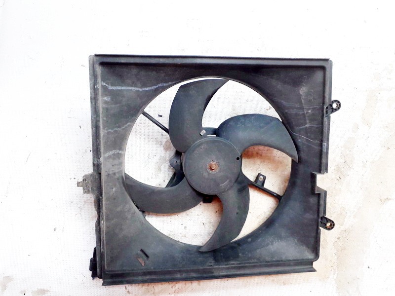 Difuzorius (radiatoriaus ventiliatorius) mb925629 etp5394 Mitsubishi CARISMA 1997 1.8