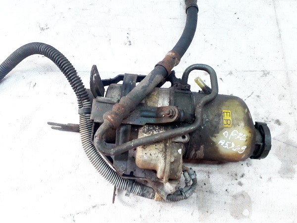 Pump assembly - Power steering pump used used Opel ASTRA 2005 1.7