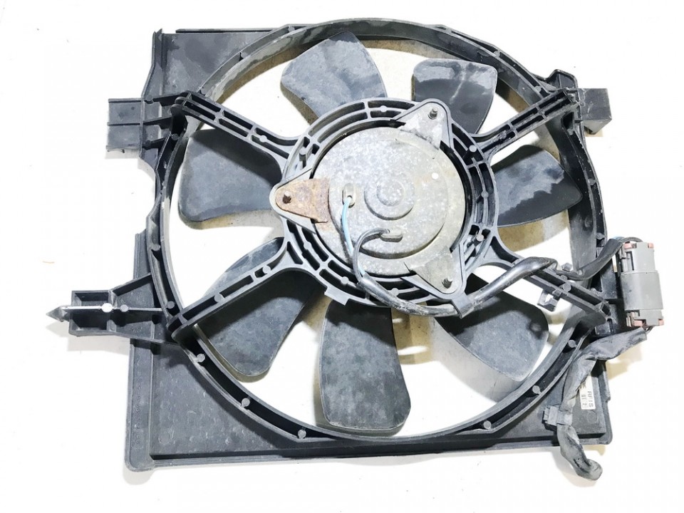 Difuzorius (radiatoriaus ventiliatorius) rfis used Mazda 323F 2000 1.5