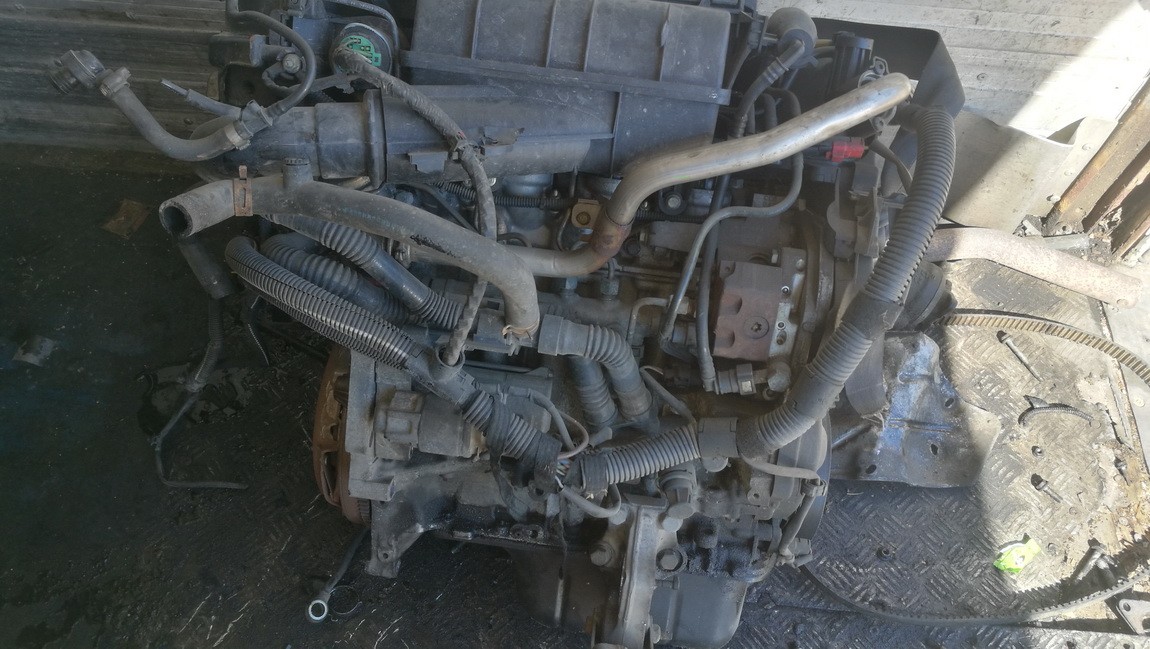 Двигатель BHV 10FD23 Peugeot 206 2000 1.9