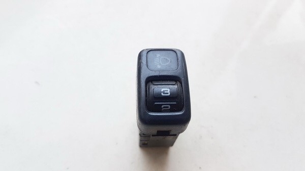 Zibintu aukscio reguliatoriaus mygtukas 4Y02 USED Mazda 323 1996 1.5