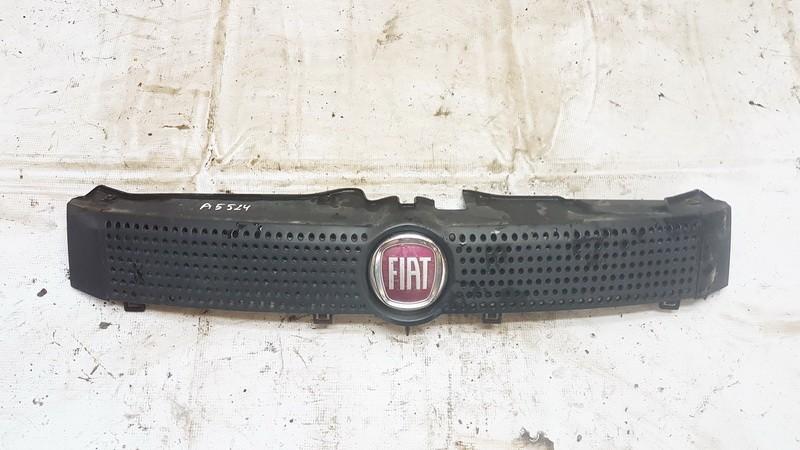 Front hood grille 735314236 USED Fiat PANDA 2008 1.1