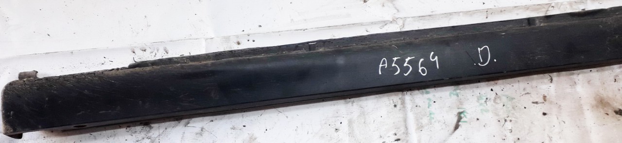 Right Sill Moulding USED USED Subaru FORESTER 1999 2.0