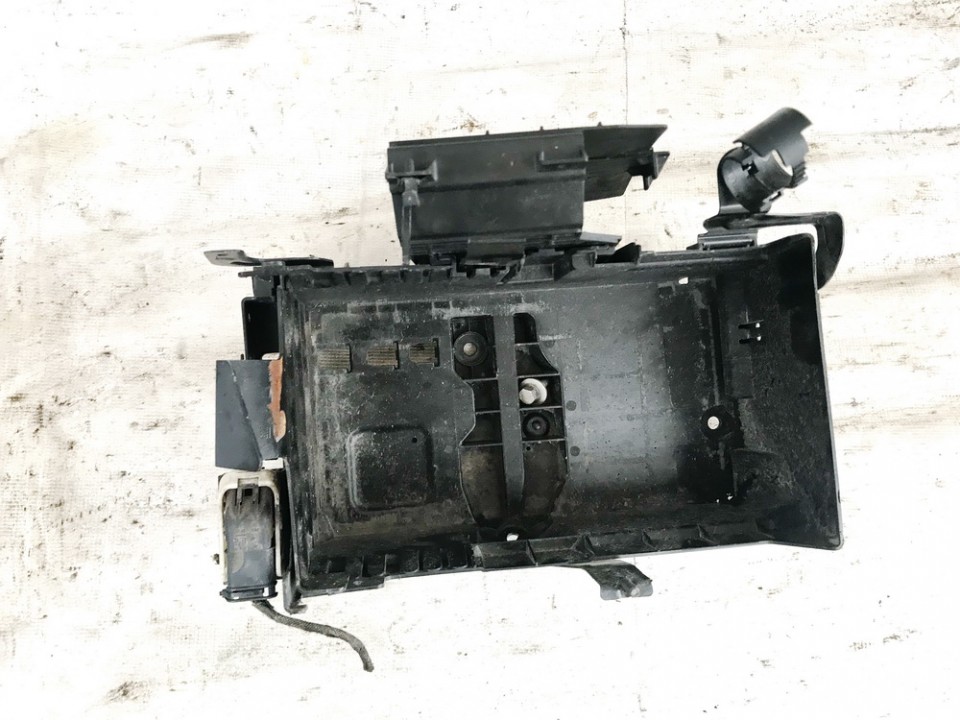 Крепление АКБ (корпус-подставка) used used Opel ASTRA 1992 1.6