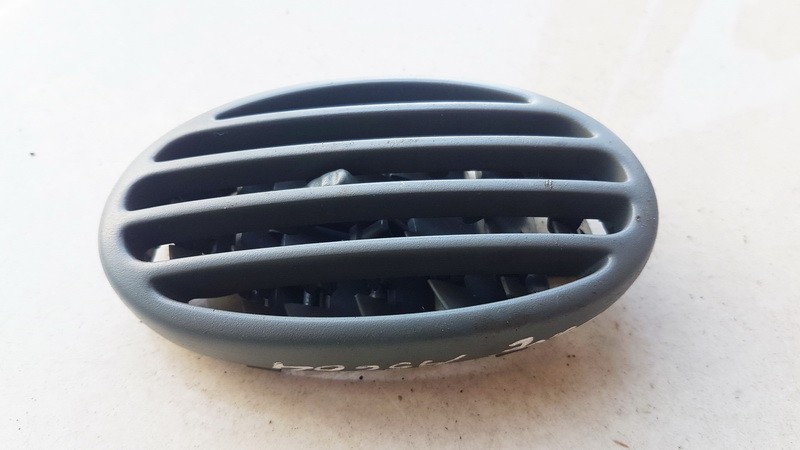 Dash Vent (Air Vent Grille) USED USED Renault MEGANE 1999 1.6