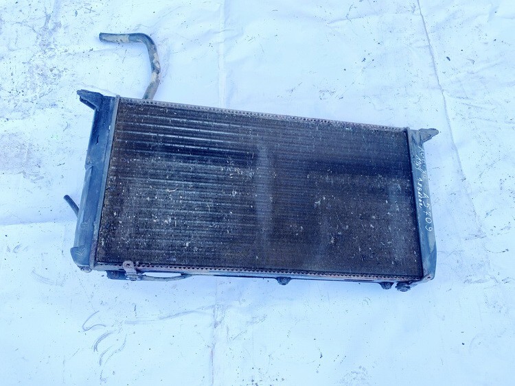 Vandens radiatorius (ausinimo radiatorius) used used Audi 80 1990 1.8