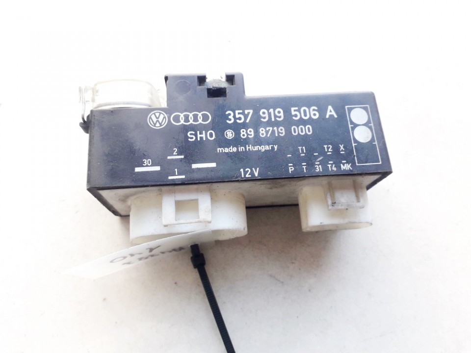 Blower Fan Regulator (Fan Control Switch Relay Module)  357919506a 898719000 Volkswagen GOLF 1997 1.9