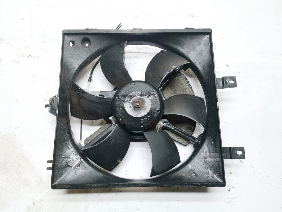 Difuzorius (radiatoriaus ventiliatorius) 921202f214 8240199 Nissan PRIMERA 2003 2.0