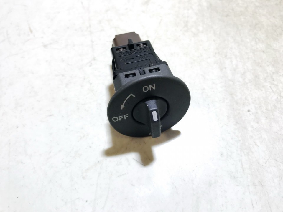 AIRBAG on off Switch (SAFETY ON-OFF SWITCH) 8200169589 used Renault MEGANE 1999 1.4