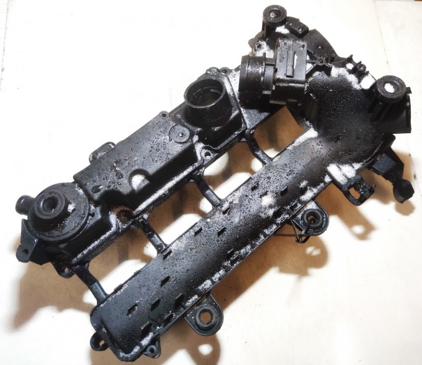 Valve cover 39055 used Ford FUSION 2004 1.4