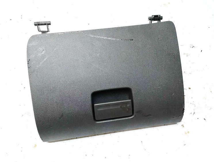Glove Box Assembly used used Ford FOCUS 2005 1.6