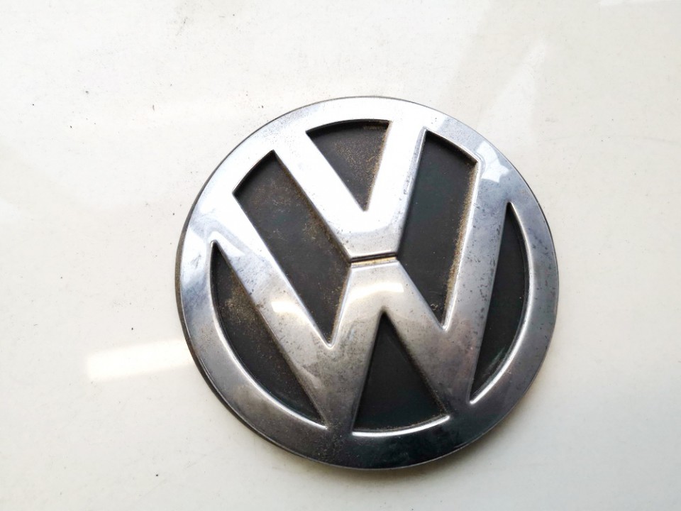 Galinis zenkliukas (Emblema) 1j6853630a used Volkswagen POLO 1993 1.0