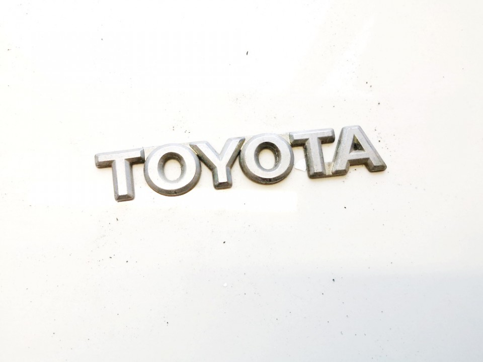 Rear Emblem used used Toyota AVENSIS 2004 2.0