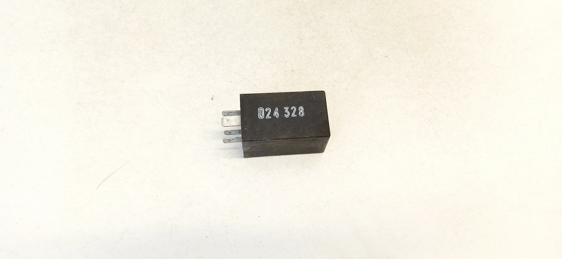 Relay module 4d0907131 used Audi A3 1997 1.6