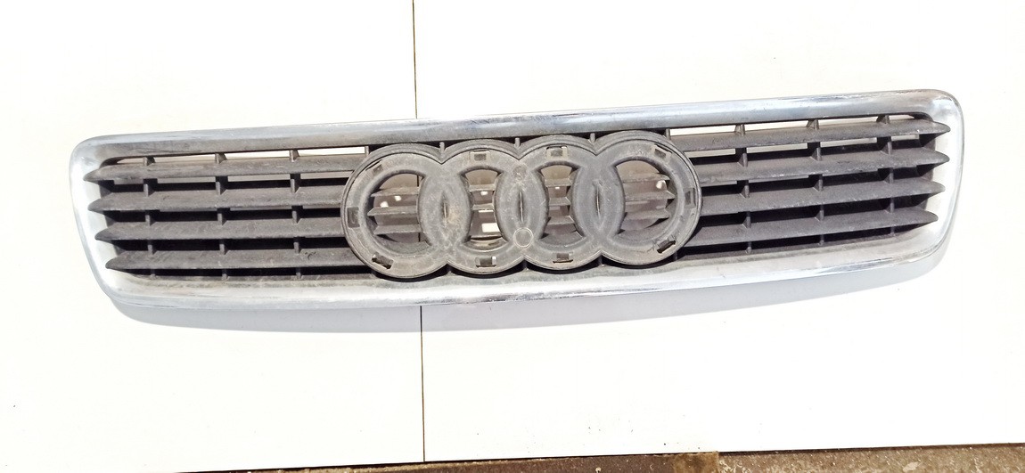 Front hood grille 8d0853651r used Audi A4 1996 1.6