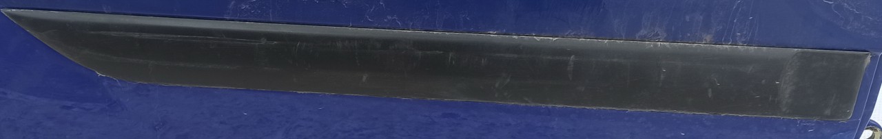 Защитная планка двери - задний правый  used used Ford FOCUS 2000 1.6