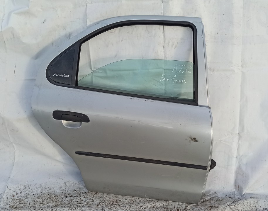 Автомобили Двери - задний правый Pilka used Ford MONDEO 2005 2.0