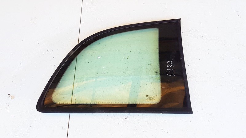 Rear Right passenger side corner quarter window glass USED USED Opel ZAFIRA 2000 2.0