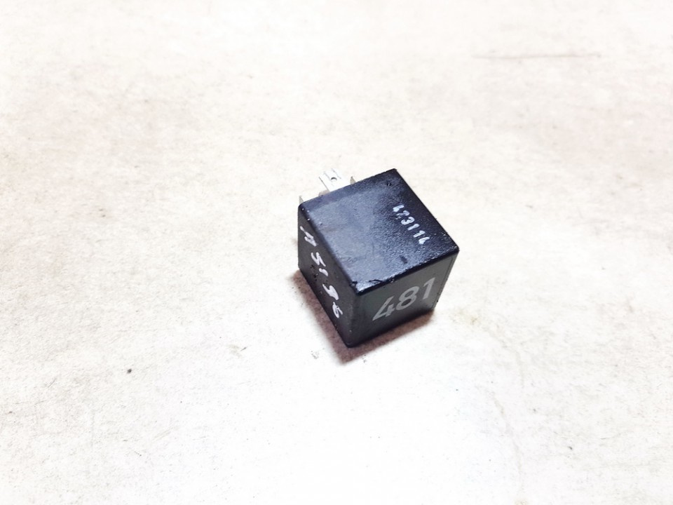 Relay module 7l0927841 used Volkswagen TOUAREG 2003 2.5