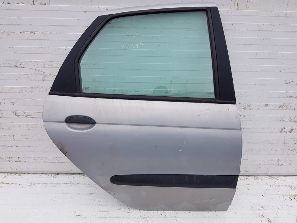Автомобили Двери - задний правый pilka used Renault SCENIC 1997 1.6
