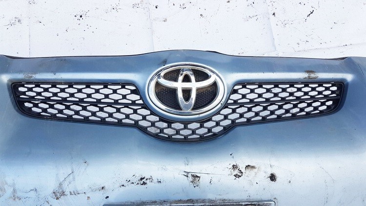 Передняя решетка (Капот) USED USED Toyota AURIS 2007 1.6