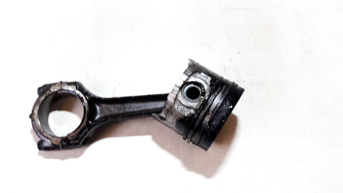 Piston and Conrod (Connecting rod) used used Ford FOCUS 2003 2.3