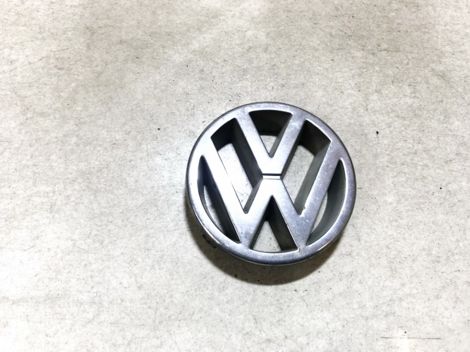 Front Emblem 3a0853601 used Volkswagen GOLF 1996 1.6