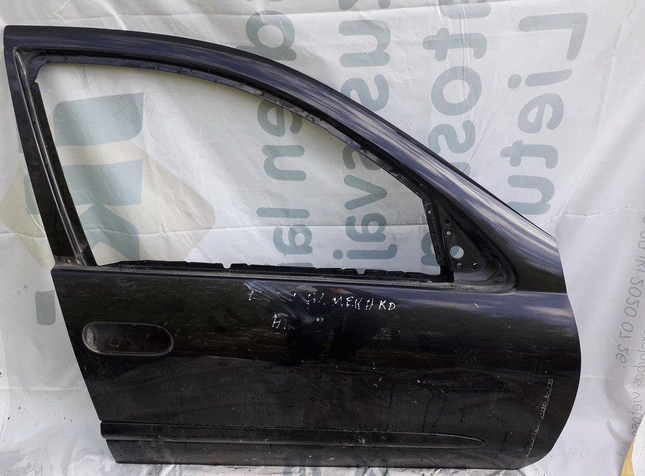 Doors - front right side USED USED Nissan ALMERA 1995 1.4