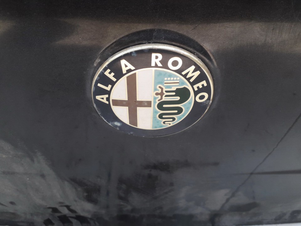 Задние Эмблема USED USED Alfa-Romeo 156 1999 1.9