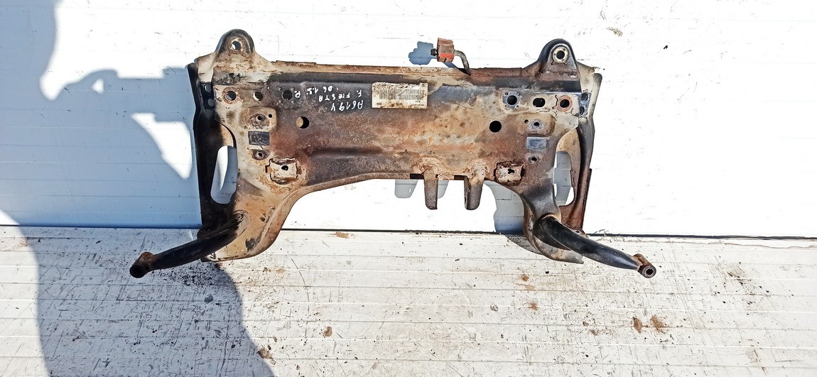 Front subframe used used Ford FIESTA 1986 1.6