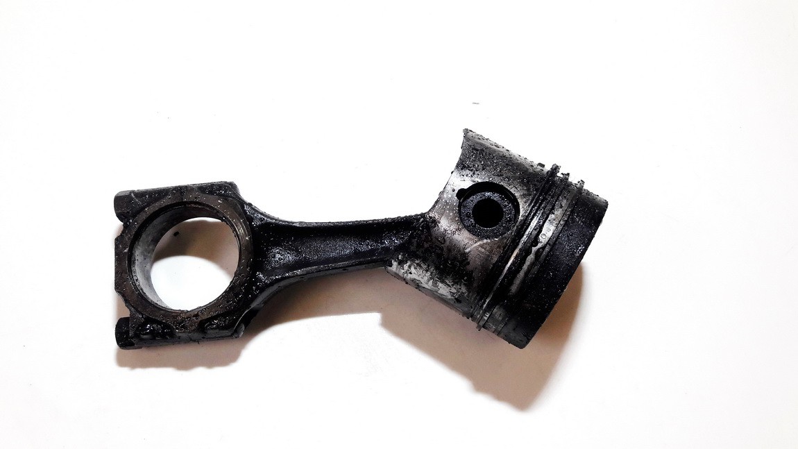 Piston and Conrod (Connecting rod) 068a used Volkswagen TRANSPORTER 2005 1.9