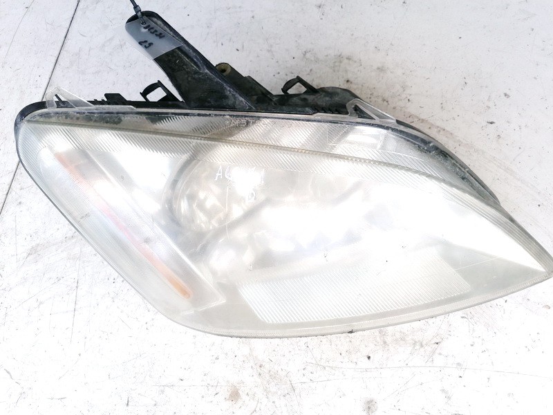 Front Headlight Right RH USED USED Ford C-MAX 2012 1.6