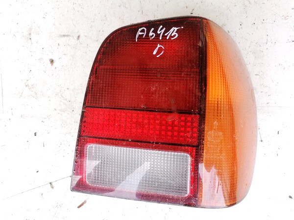 Фонарь задний наружный правый 962558 USED Volkswagen POLO 1995 1.3