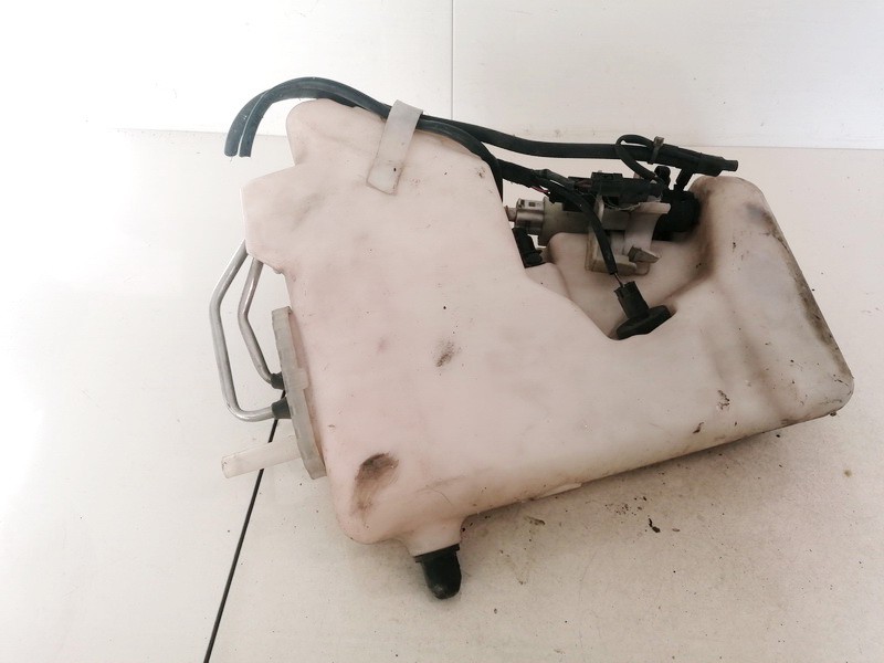 Windshield Washer Reservoir tank (WASHER BOTTLE) 2118600160 USED Mercedes-Benz E-CLASS 1992 2.0