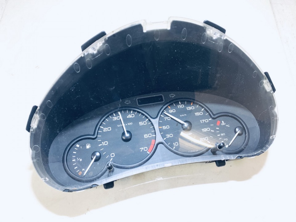 Spidometras - prietaisu skydelis 9648836480 zj3gzr33, 5550003000, 5550003001 Peugeot 206 2002 1.4