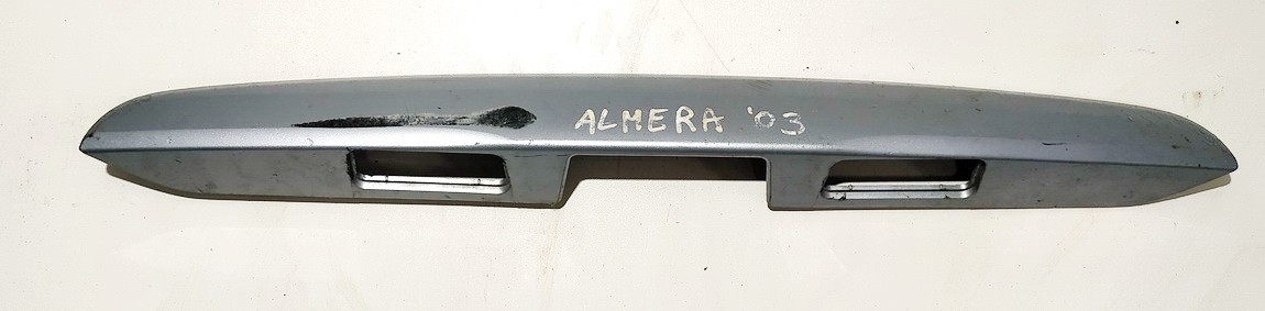 акладка крышки багажника наруж 90810bm460 used Nissan ALMERA 2000 2.2