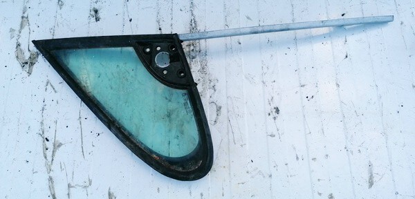 Vent Window - front left side USED USED Peugeot 307 2003 2.0