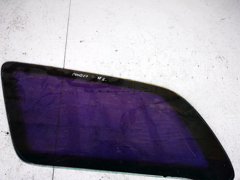 Стекло неподвижное задней левый  used used Ford MONDEO 1993 1.8