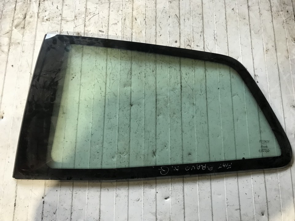 Rear Left  side corner quarter window glass  used used Fiat BRAVO 2007 1.9