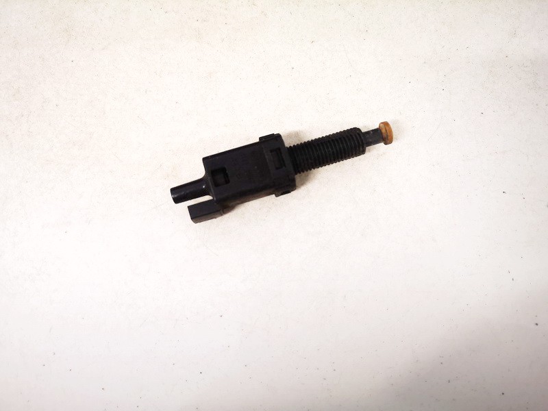 Brake Light Switch (sensor) - Switch (Pedal Contact) 811907343B used Volkswagen CADDY 2008 1.9